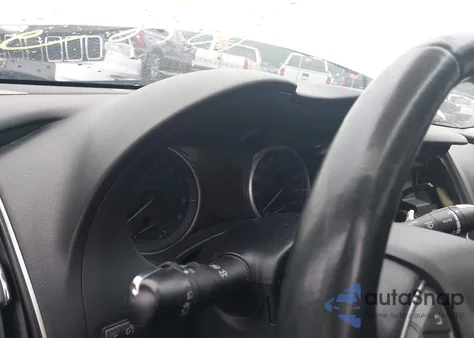 2017 Infiniti Q50 3.0T Premium z USA, uszkodzony, nr VIN JN1EV7AR3HM833084